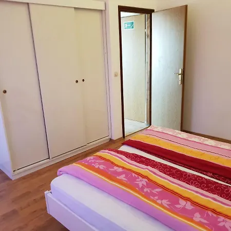 Sunshine Apartment