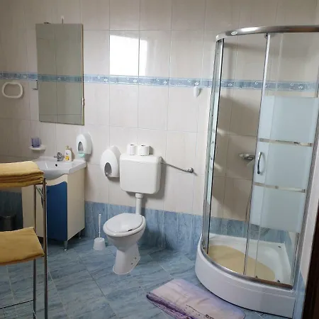 Sunshine Apartment *